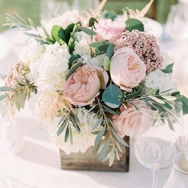 Koka kastīte - ziedu kompozīcijai (noma)