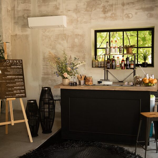 bārs kāzās Losbergos